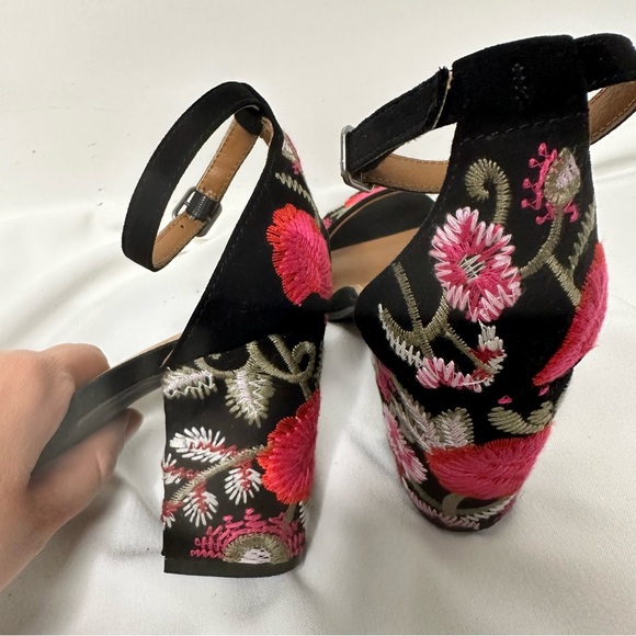 Mari A. Black Fabric Floral Embroidered “Maddy” Chunk Heel Strap Sandal 7 - Picture 8 of 12